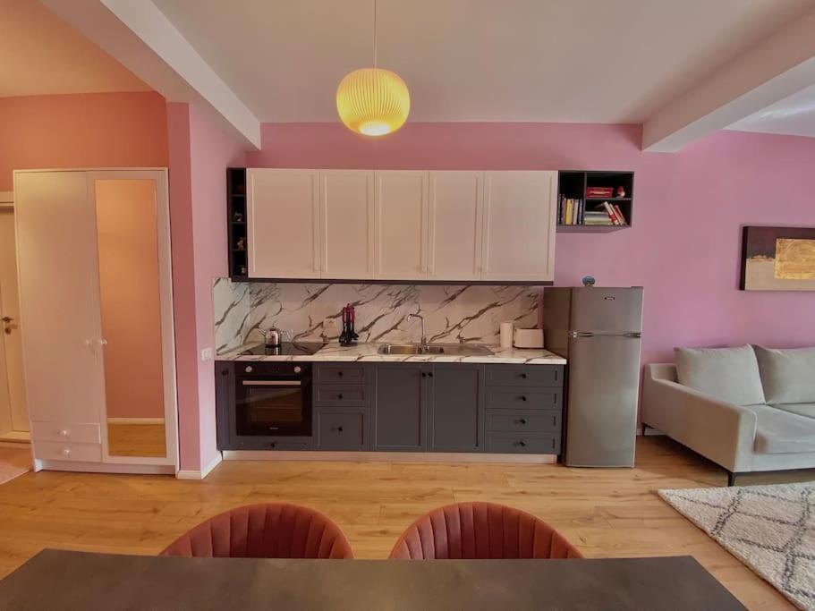 Coral Apartment - City Center 티라나 외부 사진
