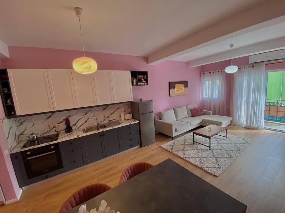 Coral Apartment - City Center 티라나 외부 사진